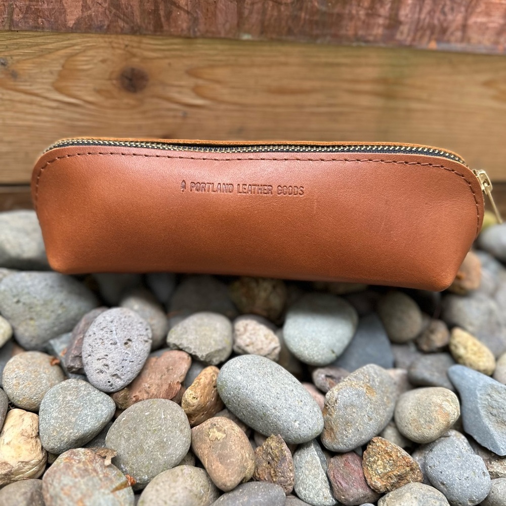 Portland Leather Goods Leather pencil case, BNNU